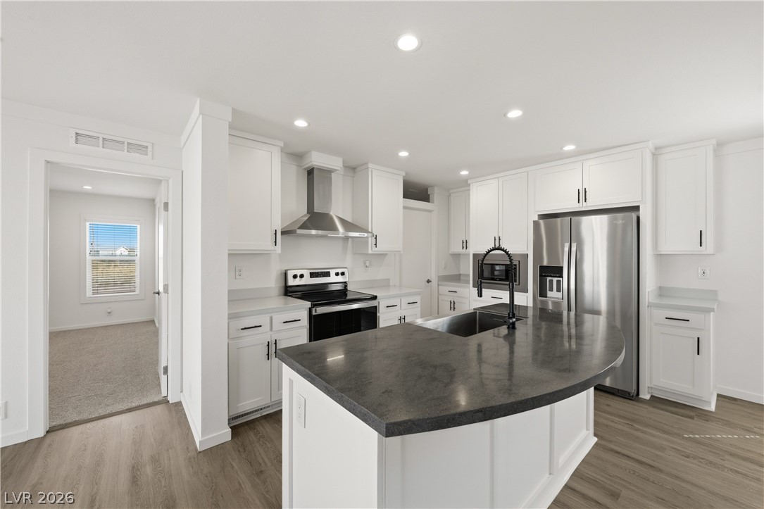 6340 Glencove Avenue Property Photo 7