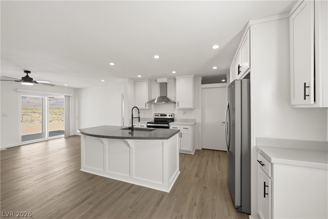 6340 Glencove Avenue Property Photo 11