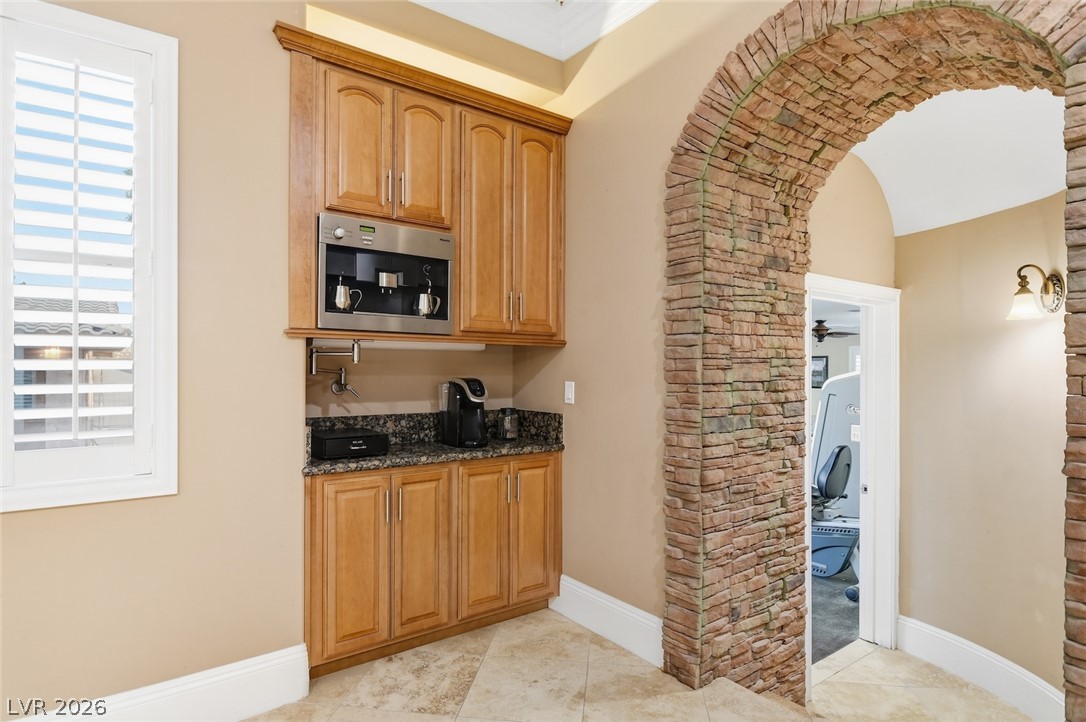 6625 West El Campo Grande Avenue Property Photo 23