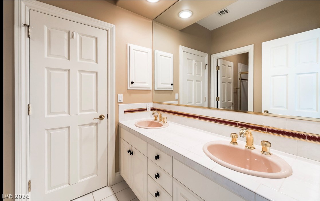2202 Chatsworth Court Property Photo 35