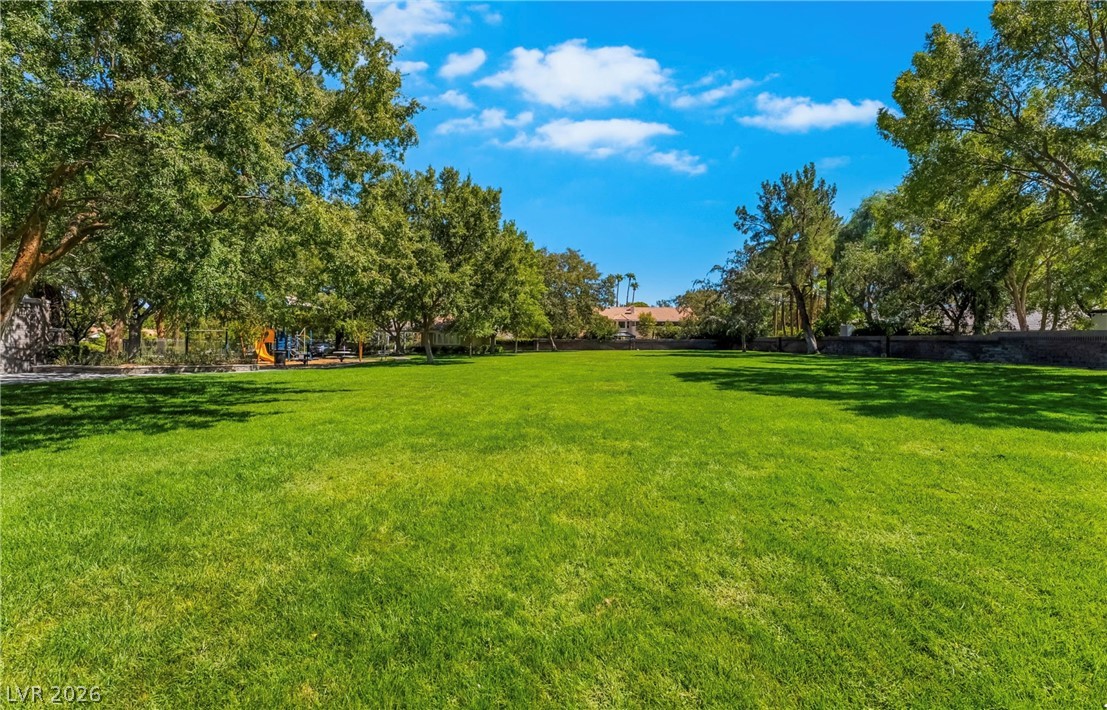2202 Chatsworth Court Property Photo 49