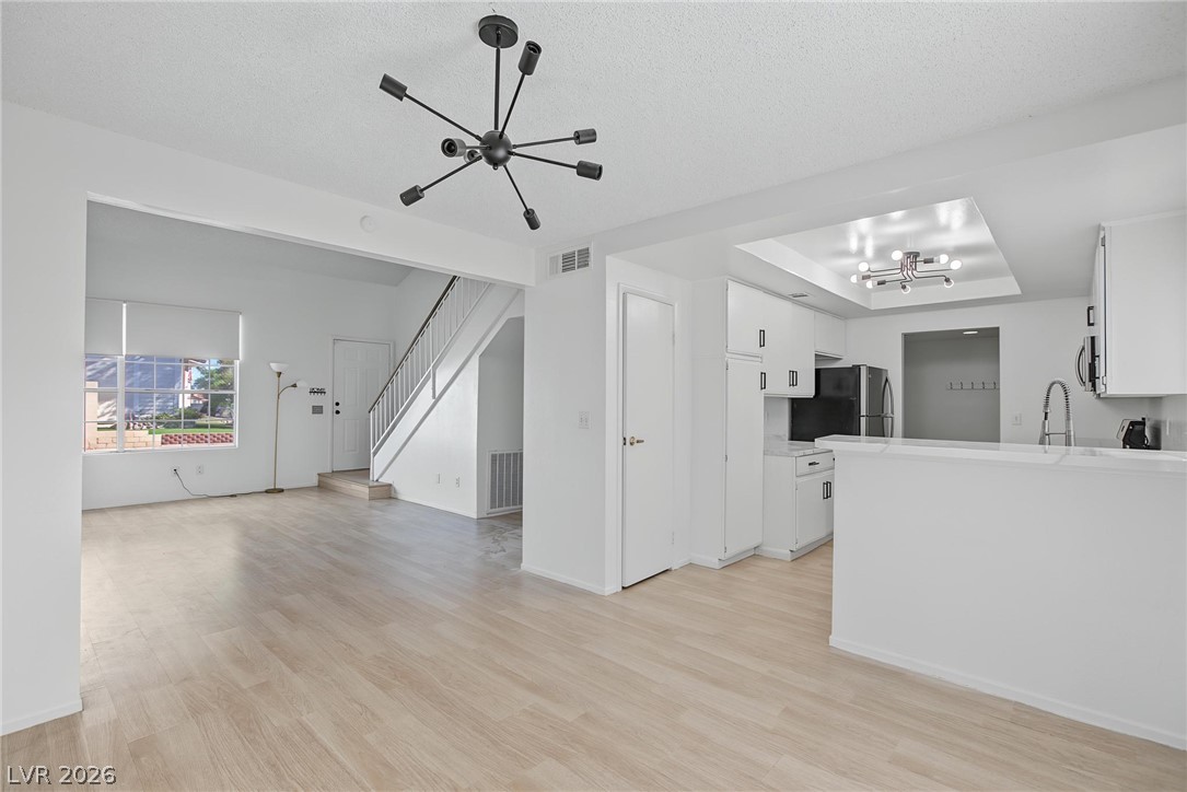 2915 Pine Nut Way Property Photo 11