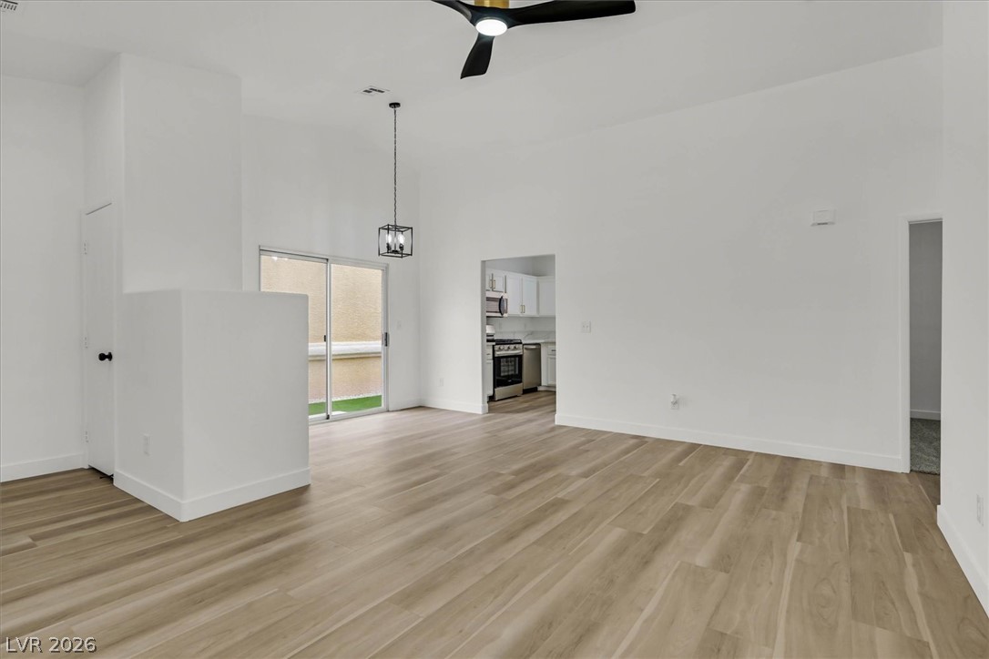 1480 Summer Glow Avenue Property Photo 3