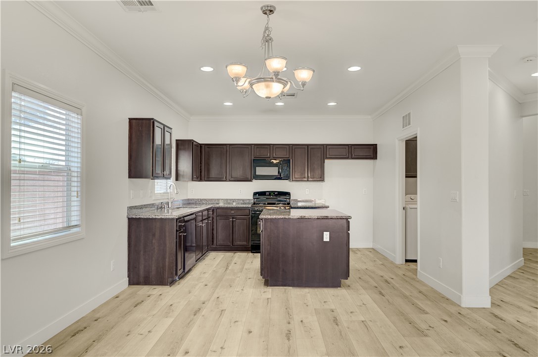 139 Bloomsbury Avenue Property Photo 7