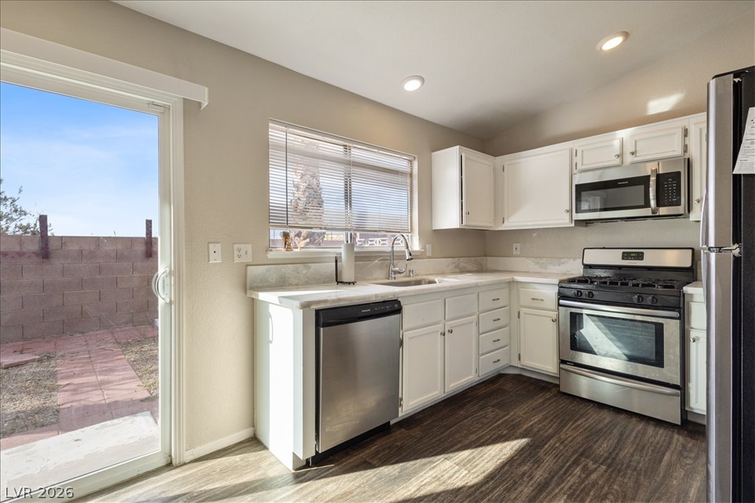 4349 Faberge Avenue Property Photo 5