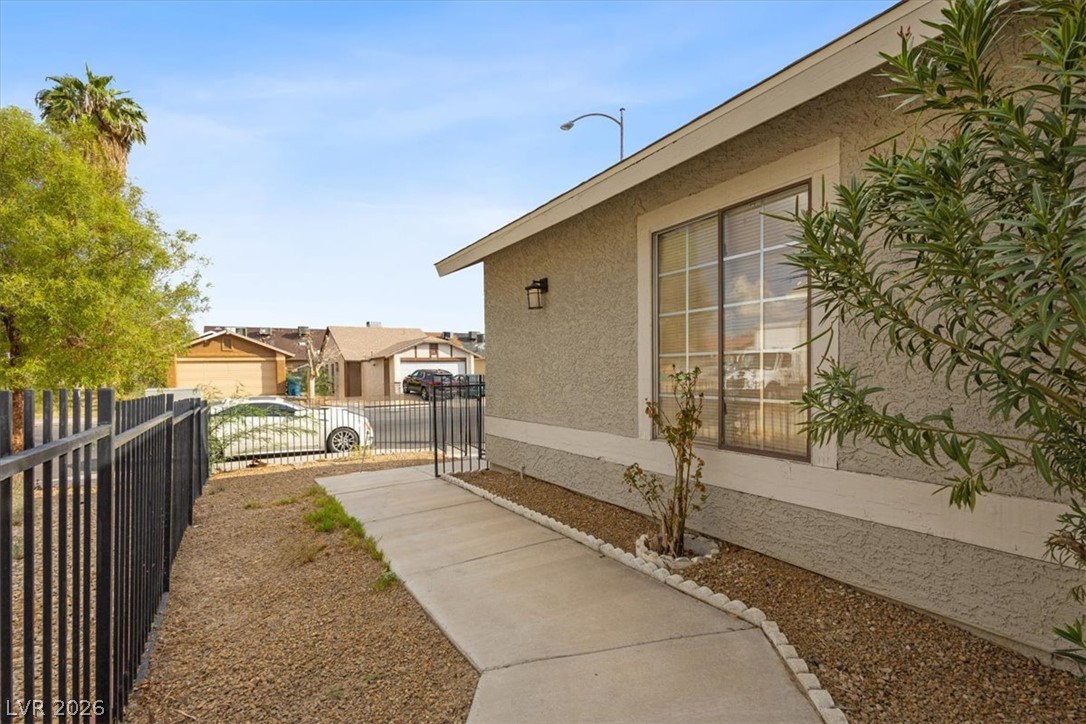 4349 Faberge Avenue Property Photo 6