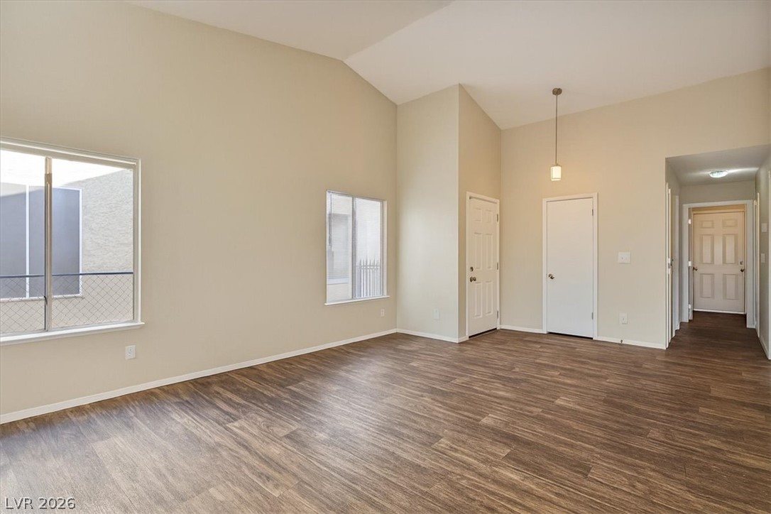 4349 Faberge Avenue Property Photo 7