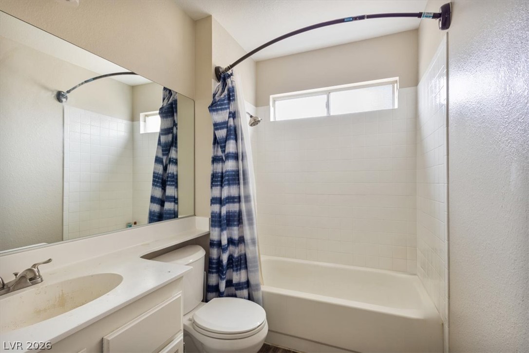 4349 Faberge Avenue Property Photo 20