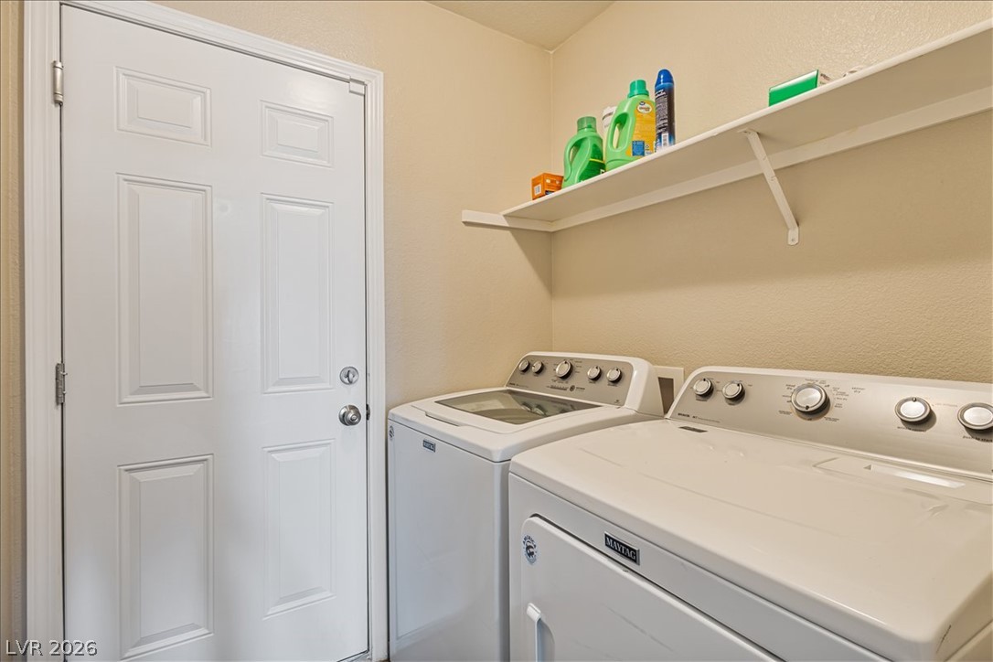 4349 Faberge Avenue Property Photo 21