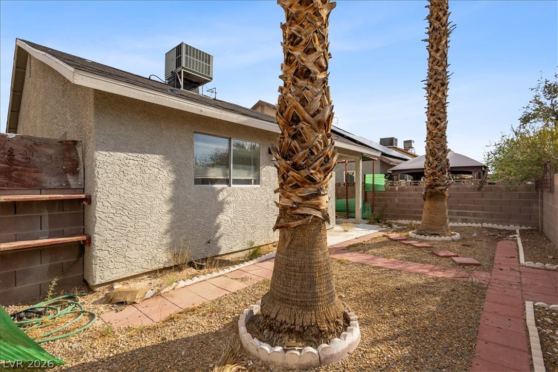 4349 Faberge Avenue Property Photo 26