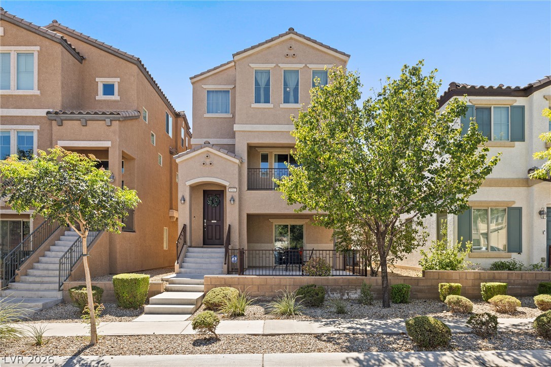 8944 Red Tapestry Court Property Photo 1