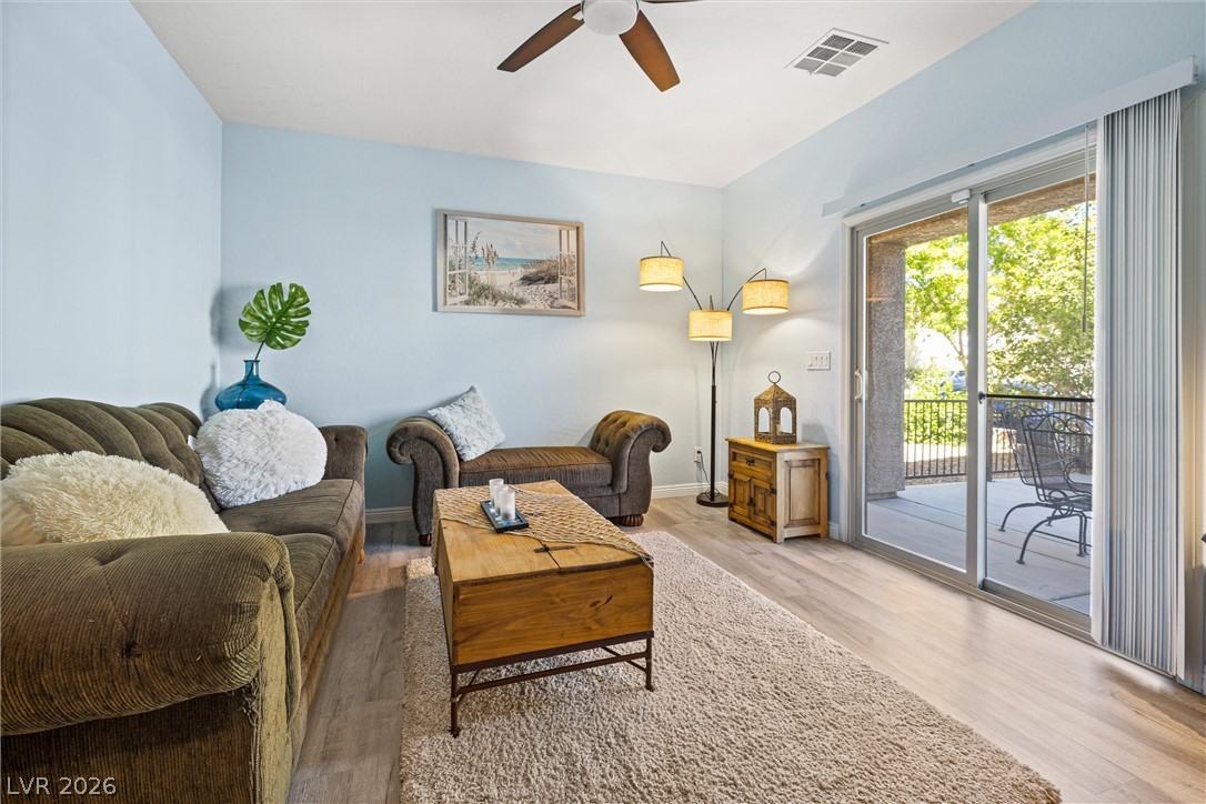 8944 Red Tapestry Court Property Photo 12