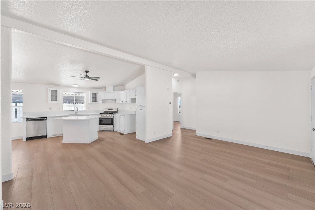 5962 Sassy Rose Drive Property Photo 10