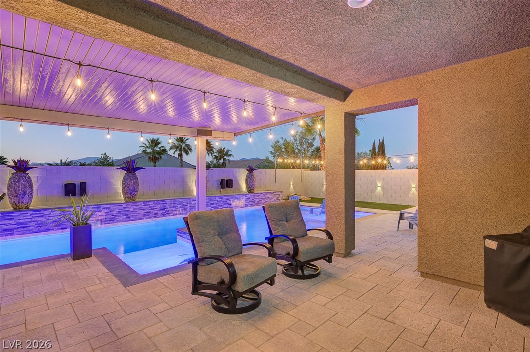 10430 West Amulet Ridge Court Property Photo 8