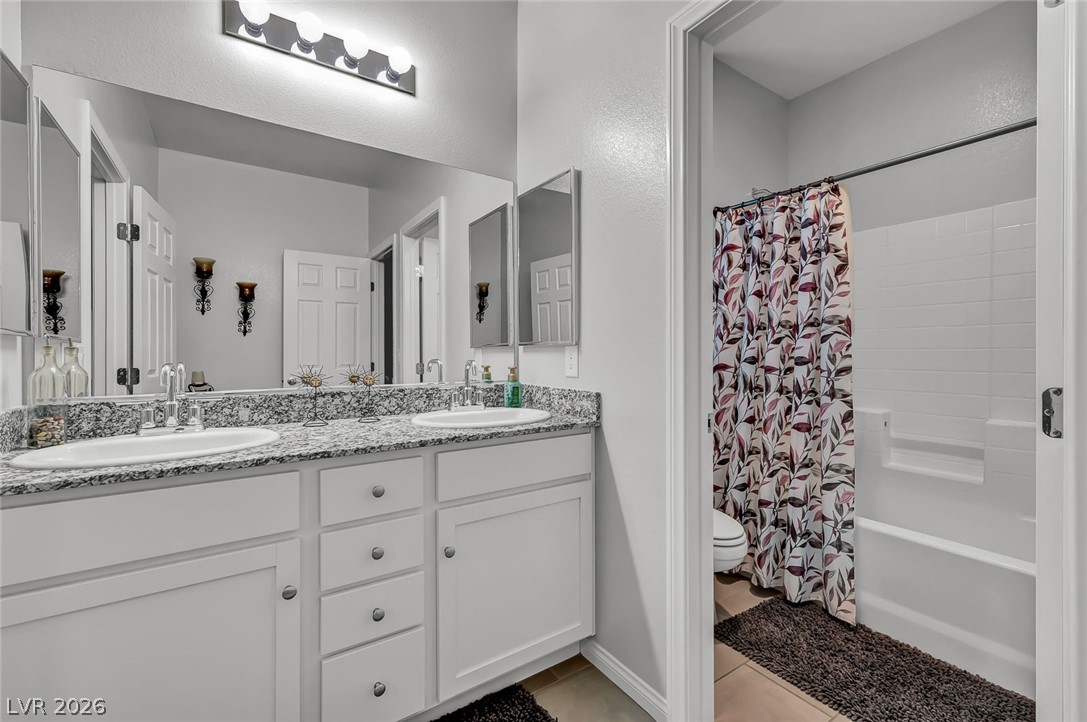 10430 West Amulet Ridge Court Property Photo 30