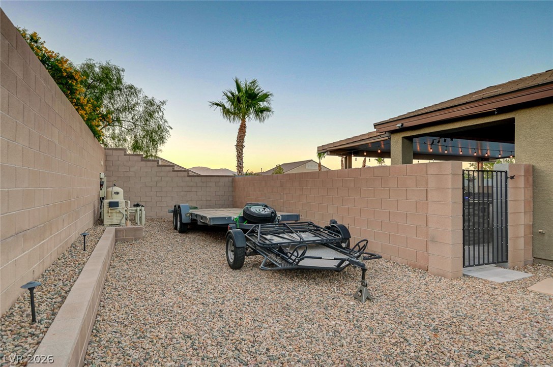 10430 West Amulet Ridge Court Property Photo 55