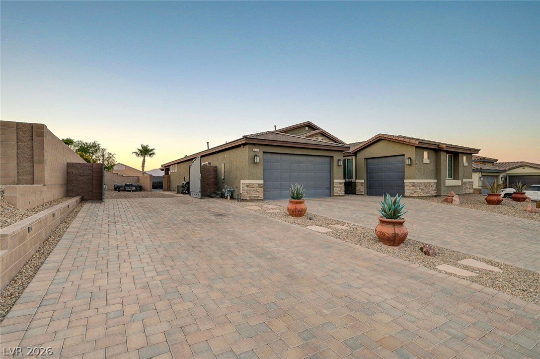 10430 West Amulet Ridge Court Property Photo 56