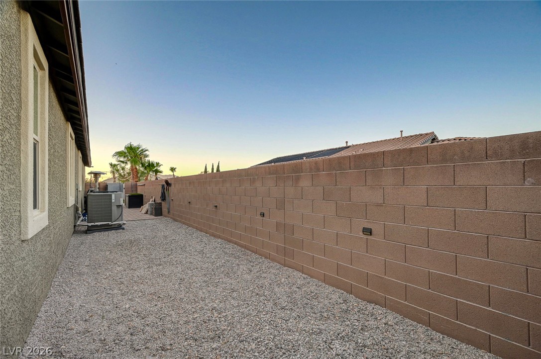 10430 West Amulet Ridge Court Property Photo 57