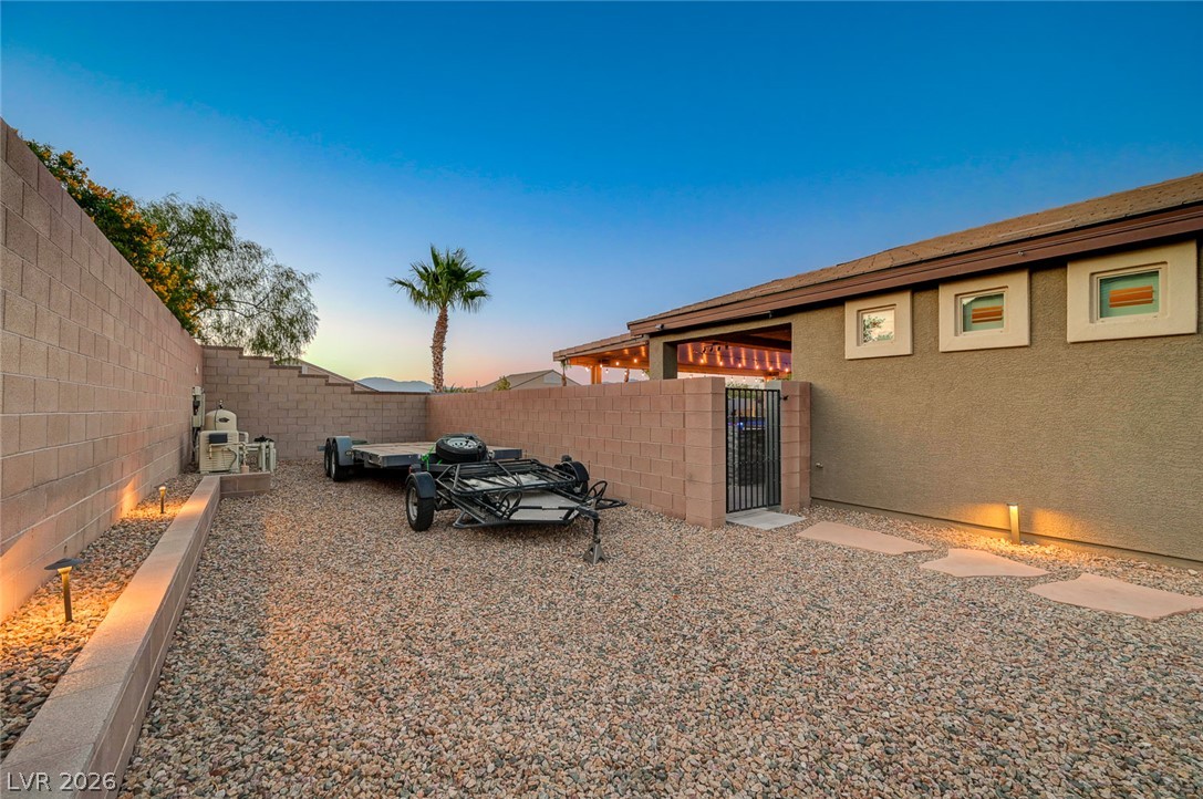 10430 West Amulet Ridge Court Property Photo 62