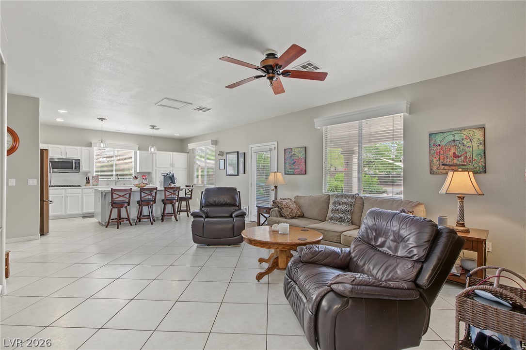 6915 Cedar Basin Avenue Property Photo 15