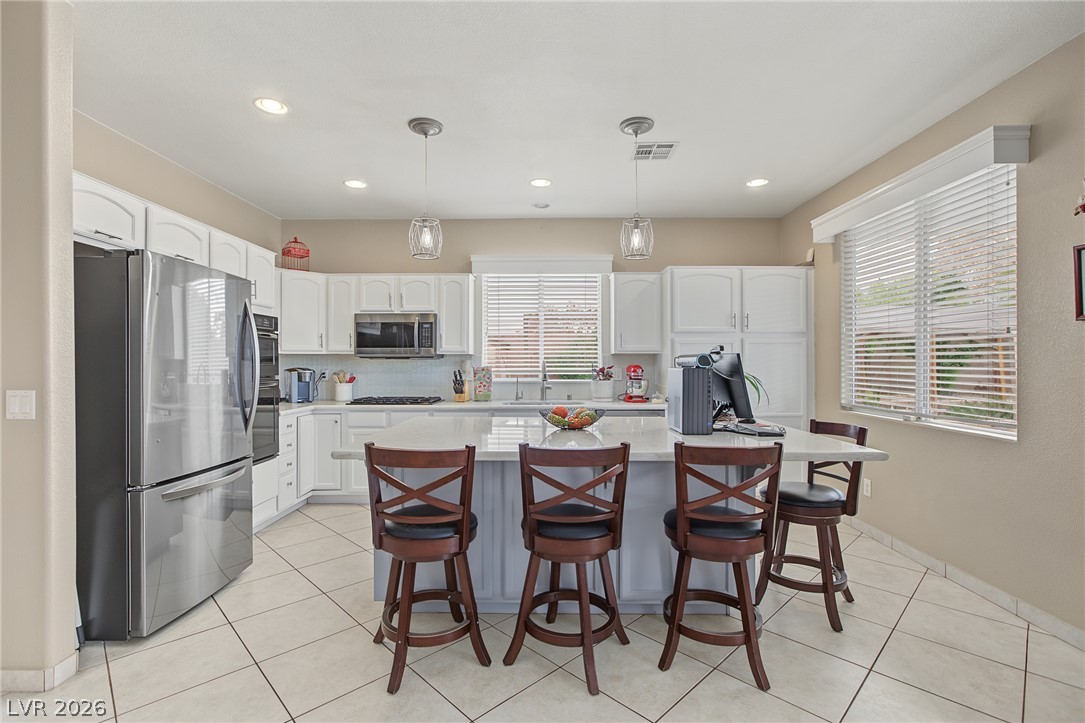 6915 Cedar Basin Avenue Property Photo 16
