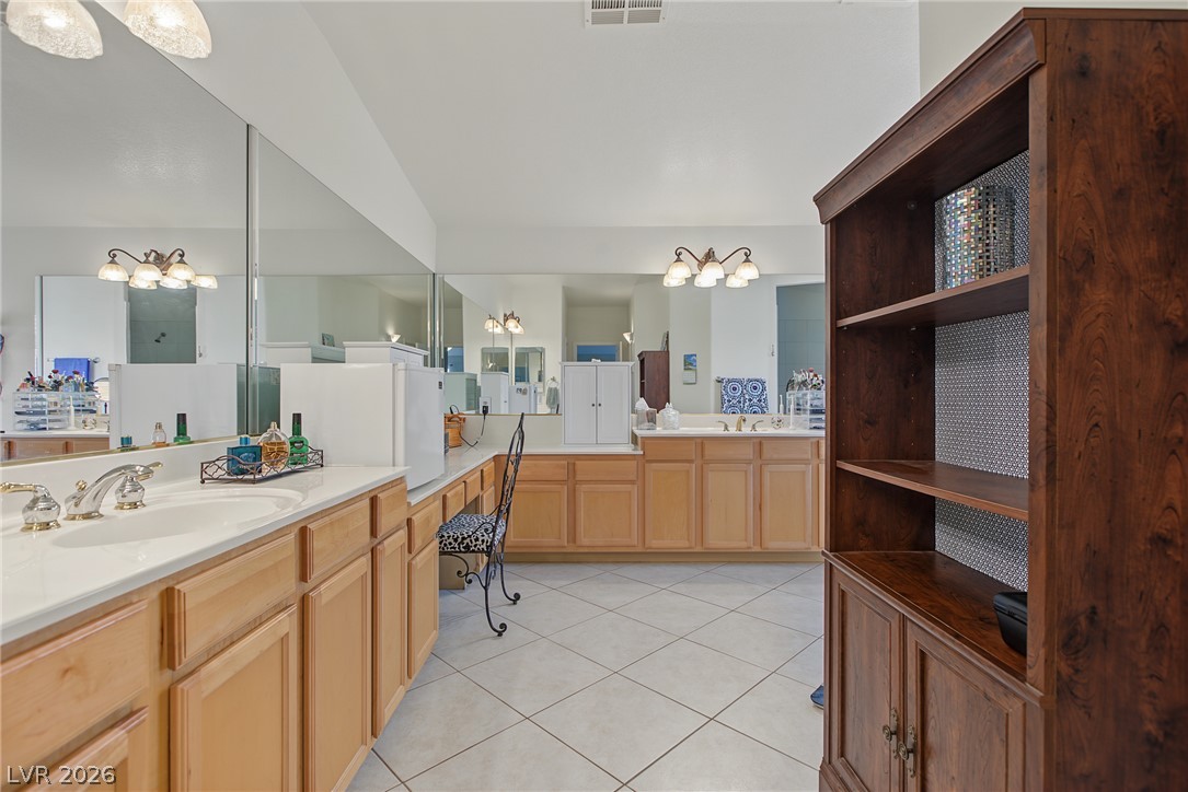 6915 Cedar Basin Avenue Property Photo 31
