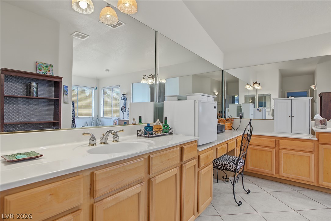 6915 Cedar Basin Avenue Property Photo 32
