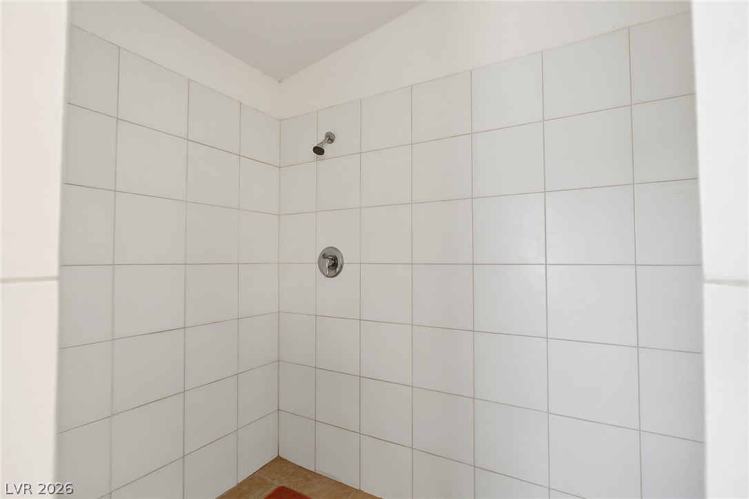 6915 Cedar Basin Avenue Property Photo 35