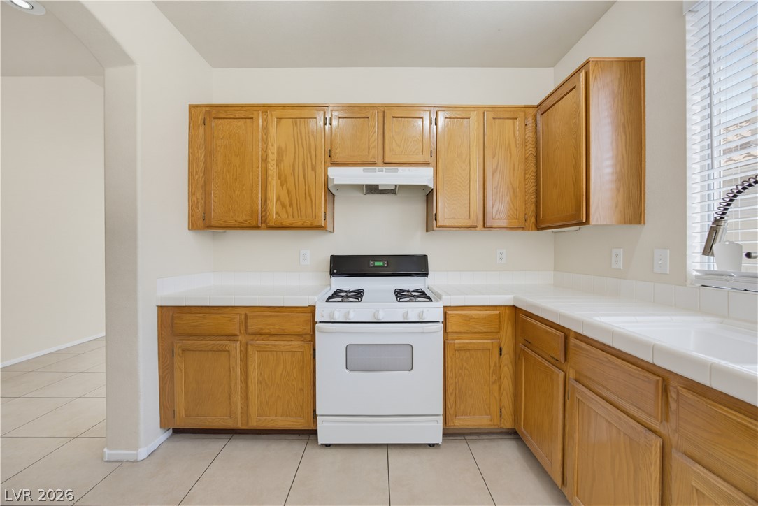 1904 Betsy Ross Drive Property Photo 6