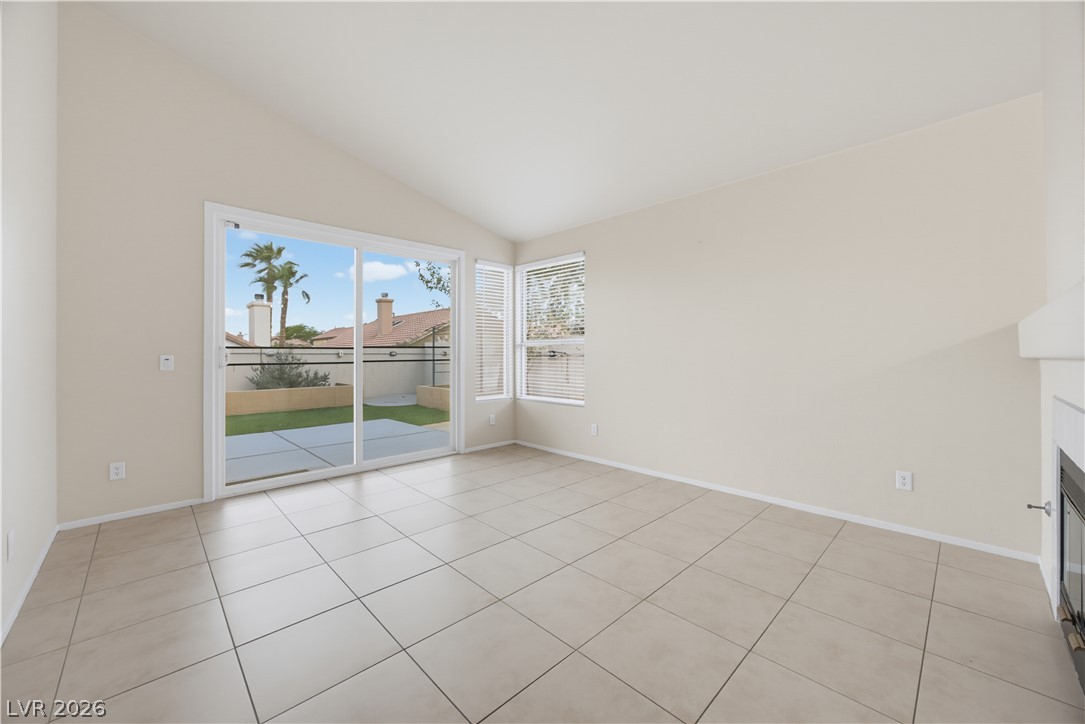 1904 Betsy Ross Drive Property Photo 16