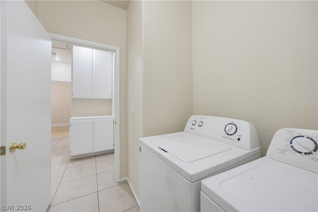 1904 Betsy Ross Drive Property Photo 33