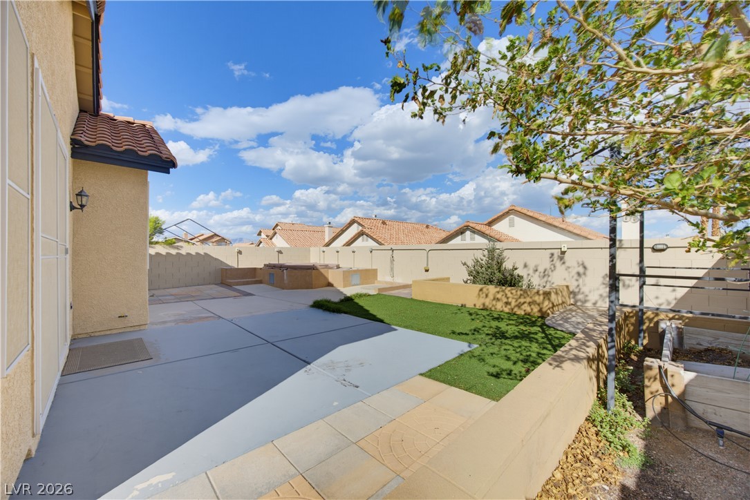 1904 Betsy Ross Drive Property Photo 36