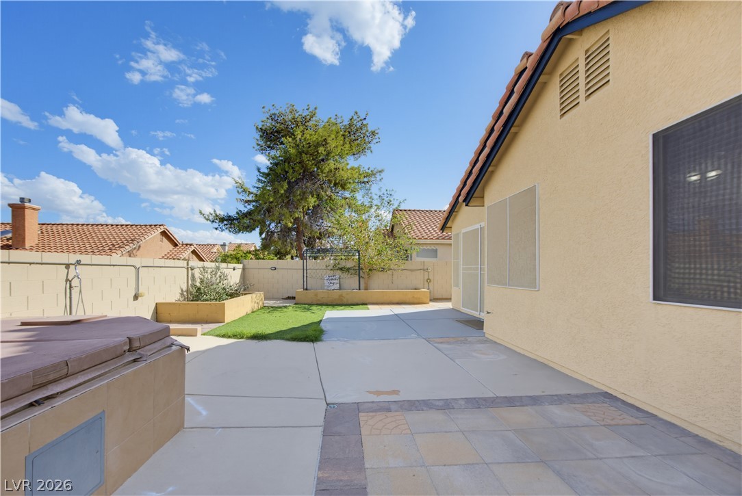 1904 Betsy Ross Drive Property Photo 37