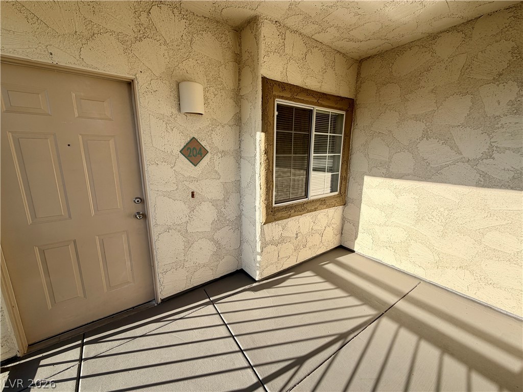 6804 Indian Chief Drive 204 Property Photo 3