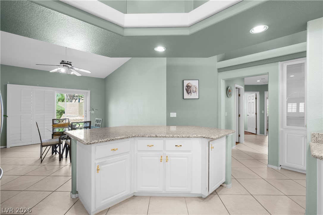 9704 Driftwood Island Court Property Photo 13