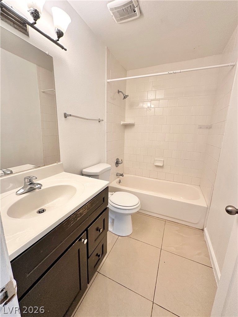 5238 Greene Lane C Property Photo 8