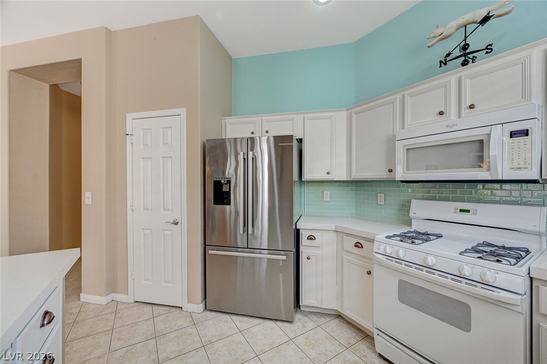 9206 Penn Station Street Property Photo 12