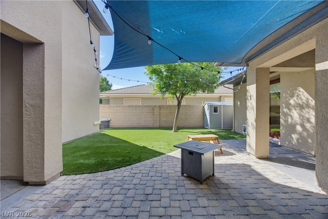 8565 Killians Greens Drive Property Photo 8