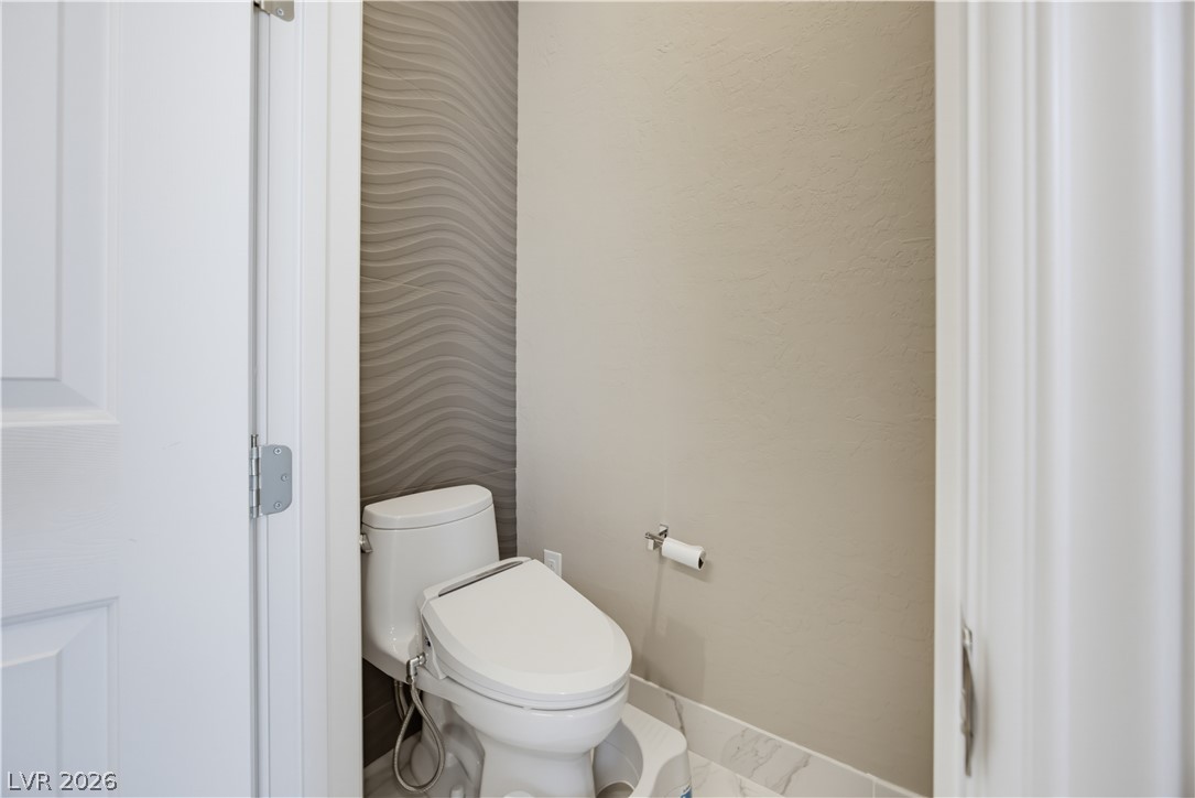8565 Killians Greens Drive Property Photo 46
