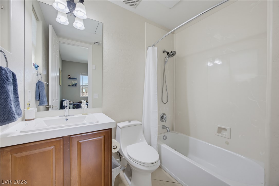 8565 Killians Greens Drive Property Photo 58
