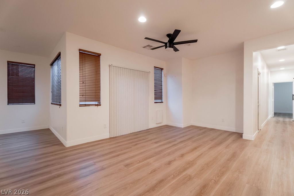10705 Mentesana Avenue Property Photo 22