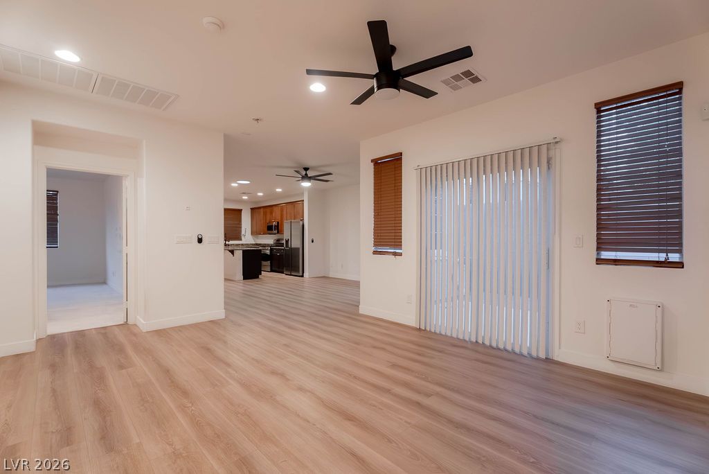10705 Mentesana Avenue Property Photo 25