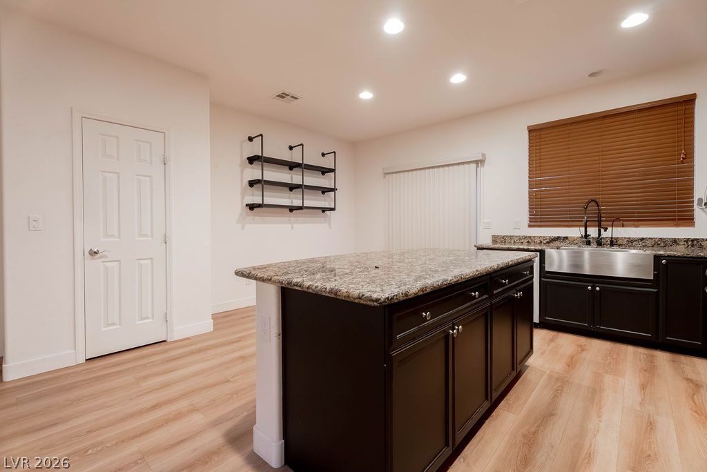 10705 Mentesana Avenue Property Photo 26