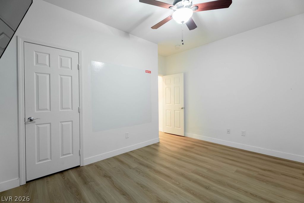 10705 Mentesana Avenue Property Photo 32