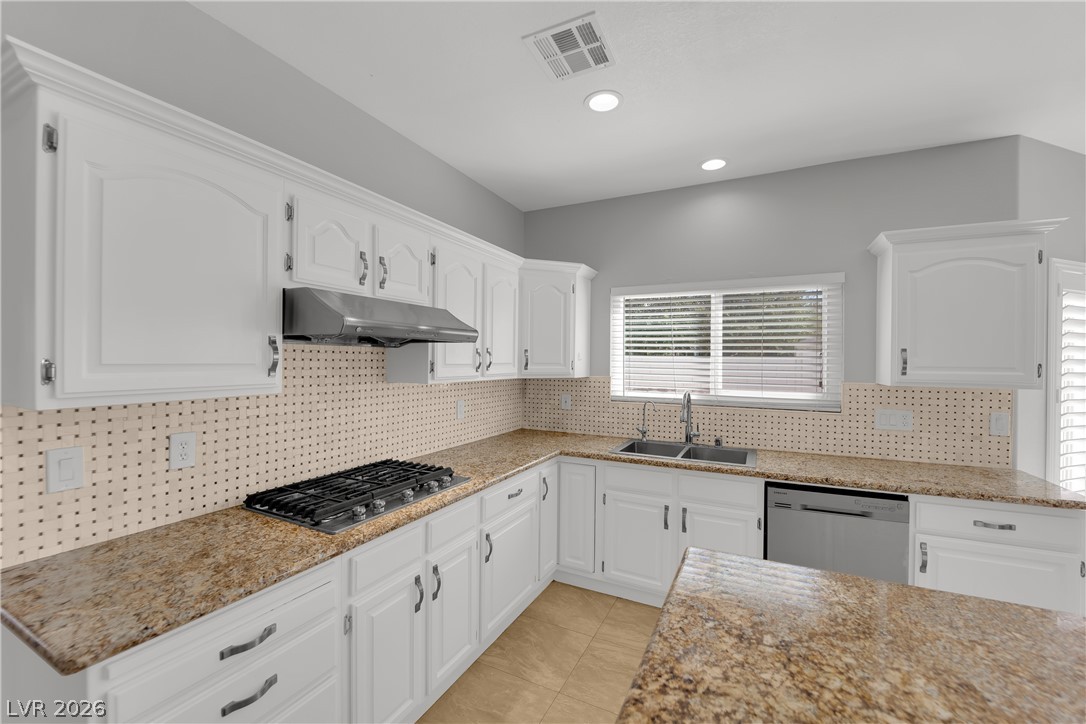 9317 Jadecrest Drive Property Photo 15