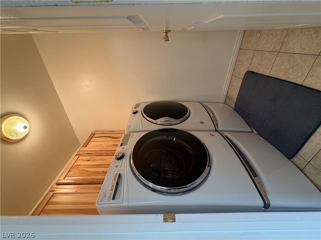 235 J V Walker Street Property Photo 8