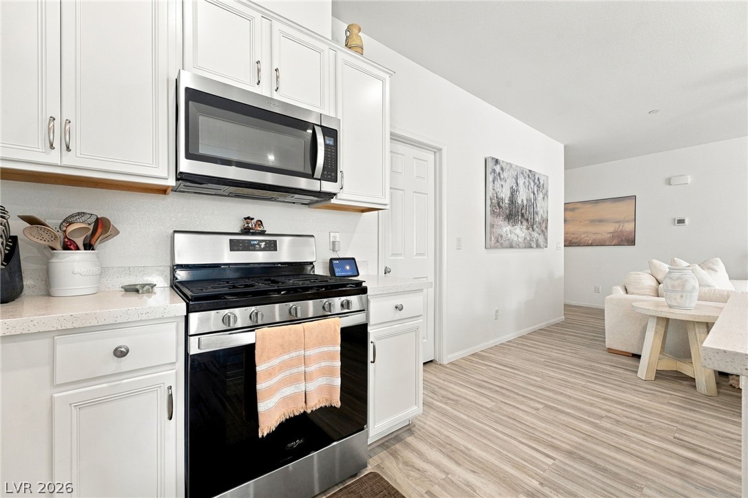 10933 Cilantro Avenue Property Photo 16