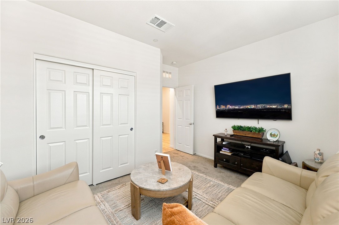 10933 Cilantro Avenue Property Photo 29