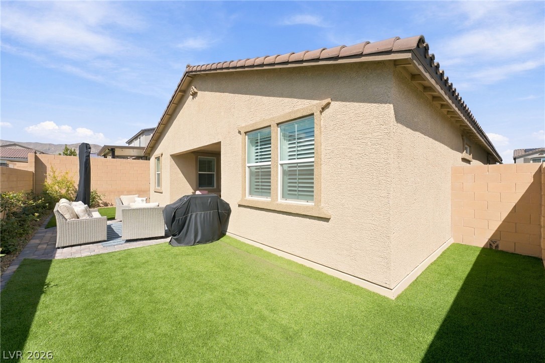 10933 Cilantro Avenue Property Photo 37