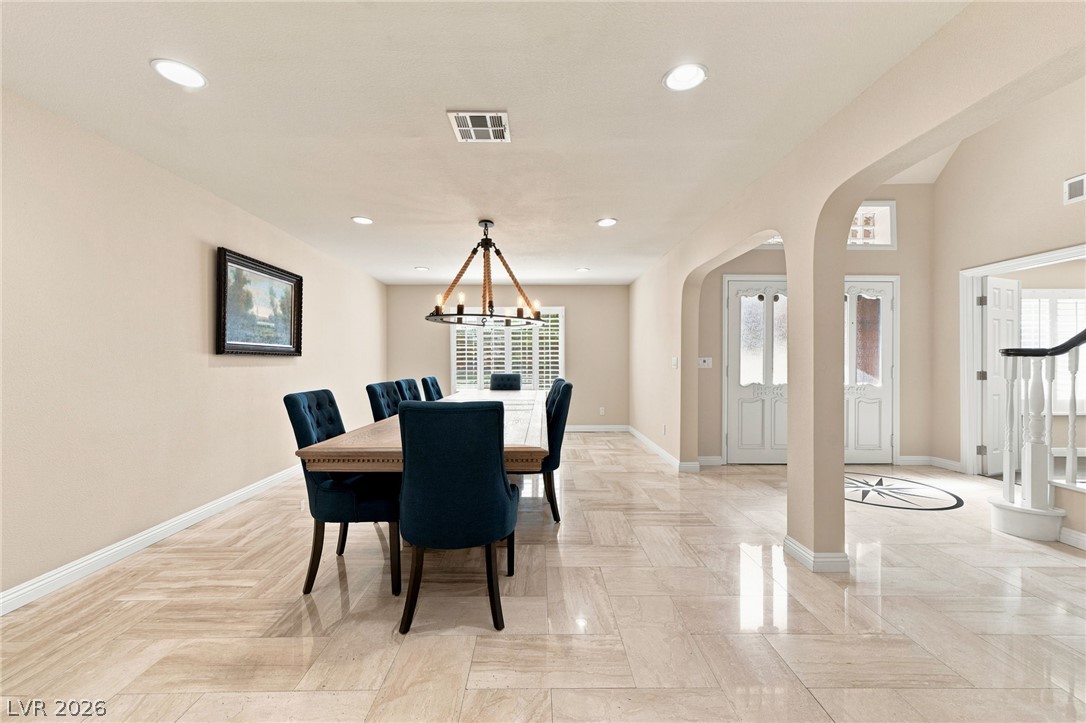 2252 Buckingham Court Property Photo 14